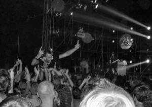 crowdsurfer at Blood Red Shoes